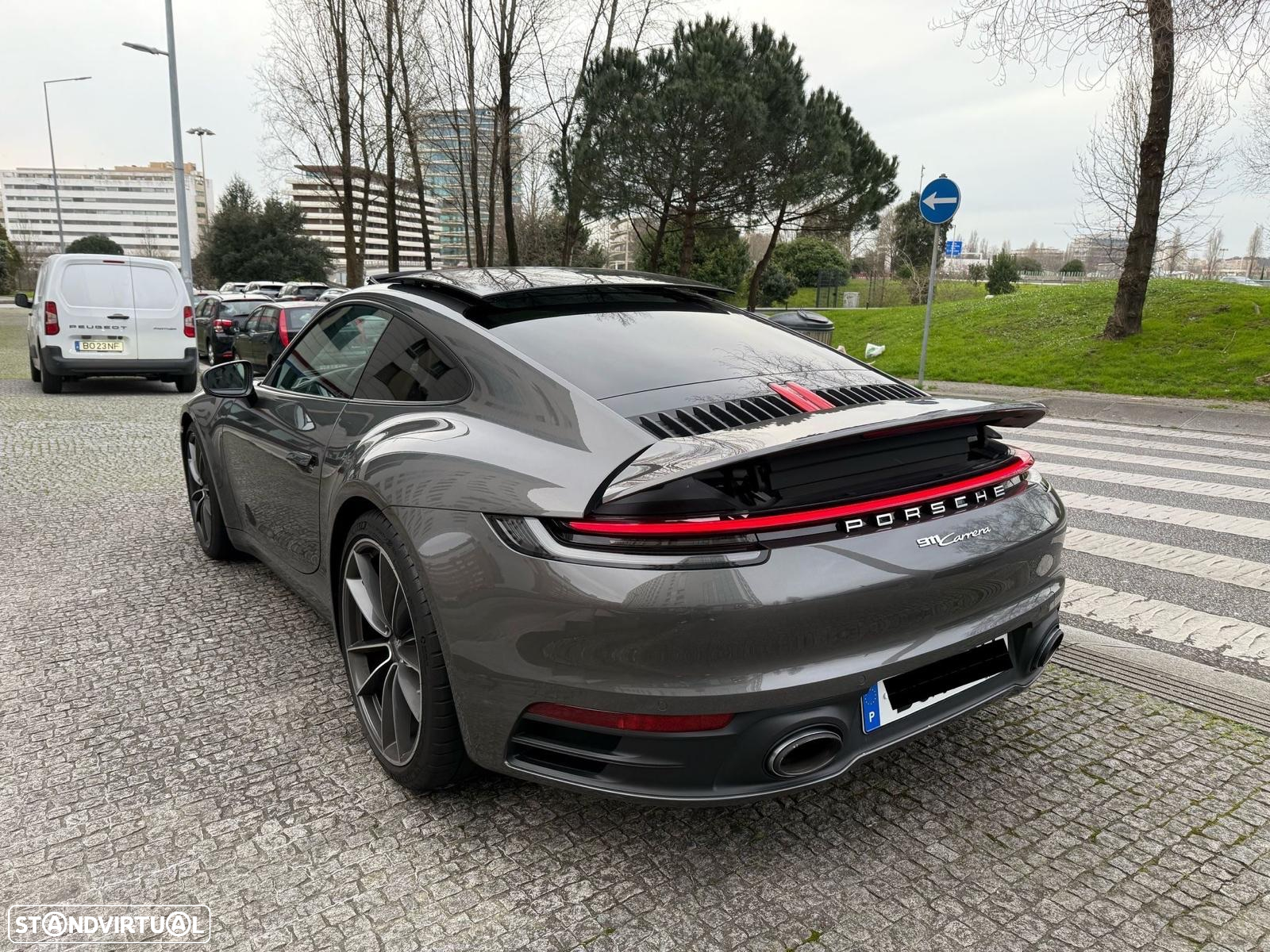 Porsche 911 (992) Carrera PDK - 7
