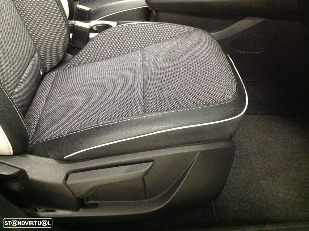 Renault Captur 1.0 TCe Exclusive - 34