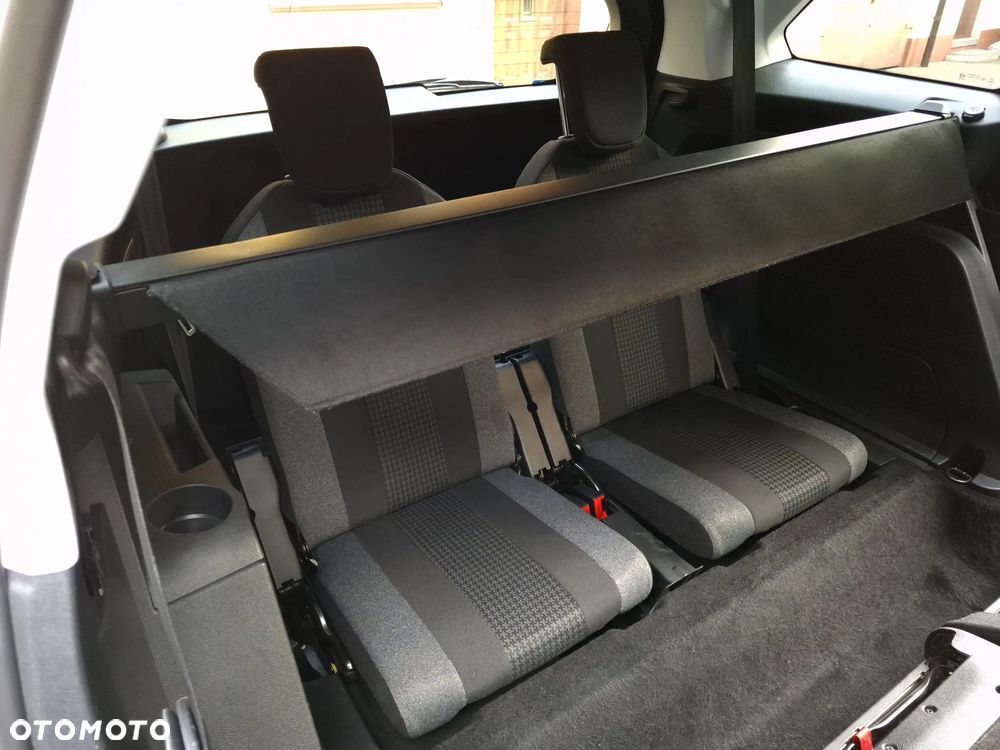 Peugeot 5008 1.6 BlueHDi Allure 7os - 13