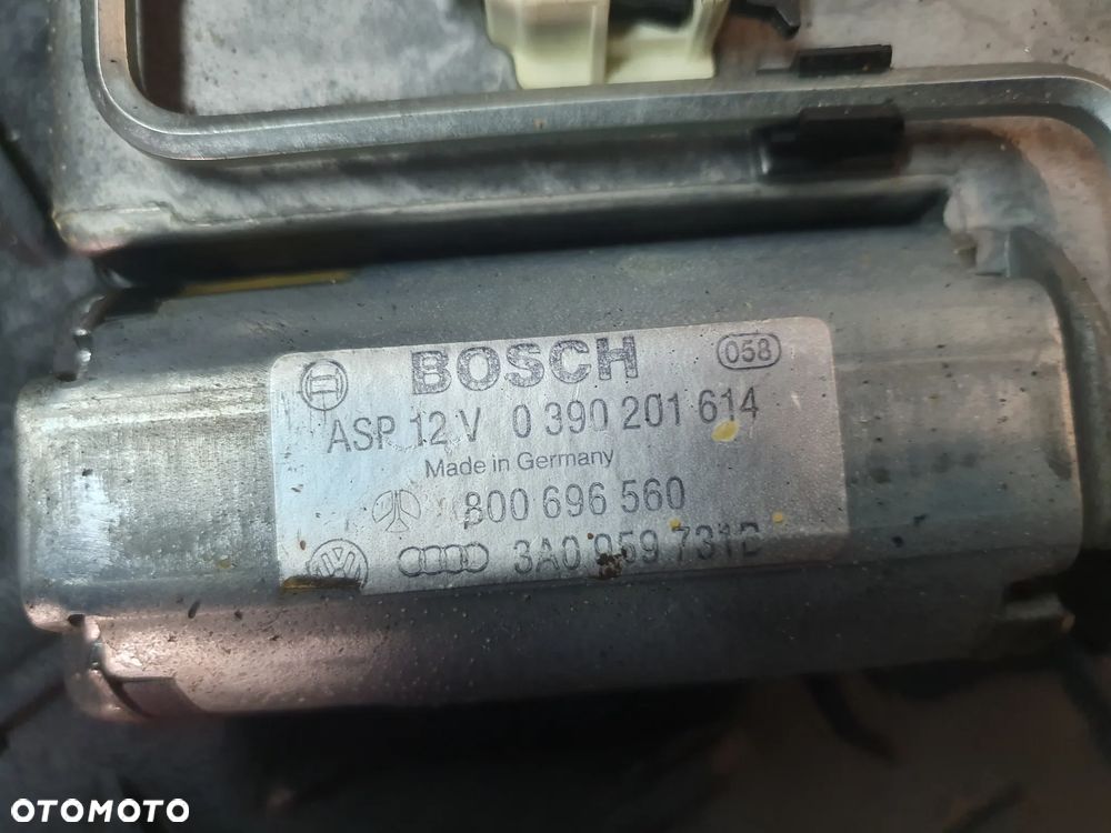 SILNIK SZYBERDACHU VOLKSWAGEN GOLF III 0390201614 - 2