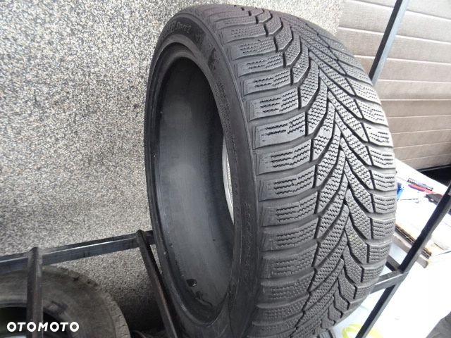 225/45/R17 91H Bridgestone Blizzak LM005 - 2
