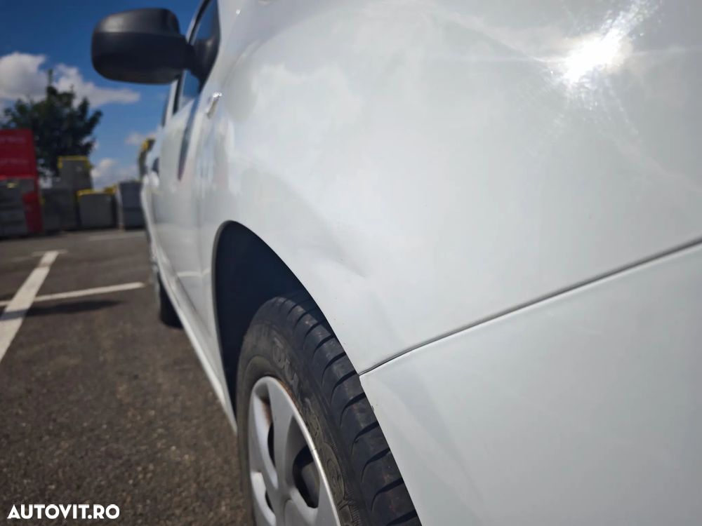 Dacia Logan 1.2 Ambiance - 9