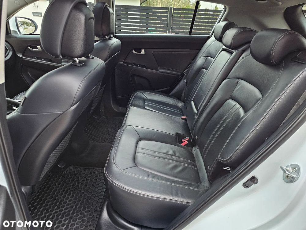 Kia Sportage 2,0 CRDI AWD Dream-Team Edition - 30