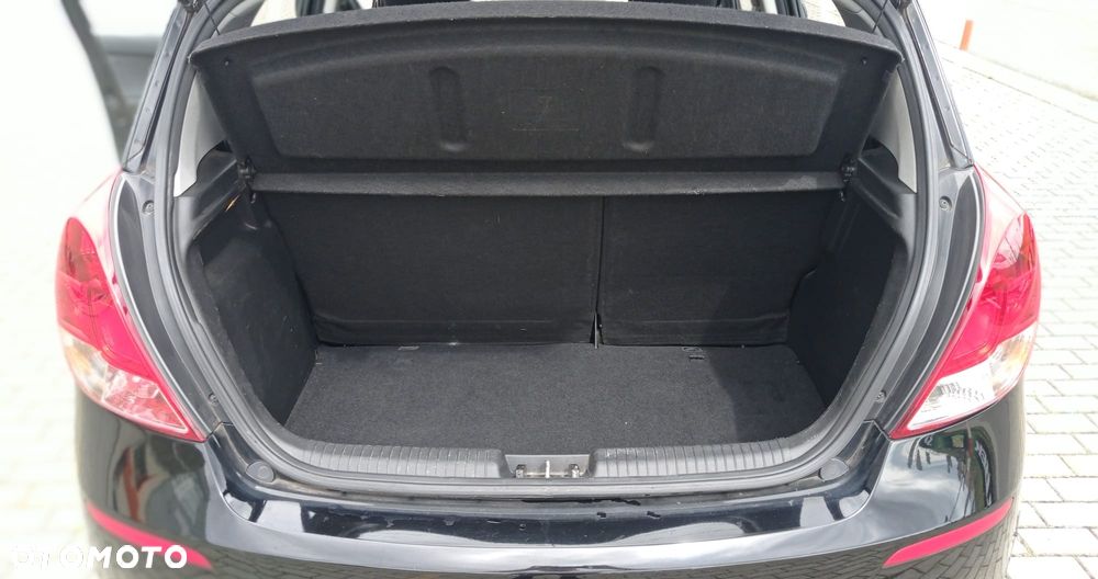 Hyundai i20 1.2 Classic - 11