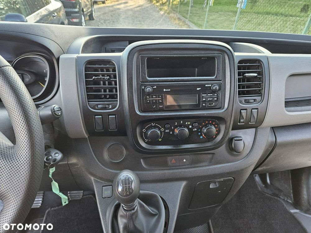 Renault Trafic - 13