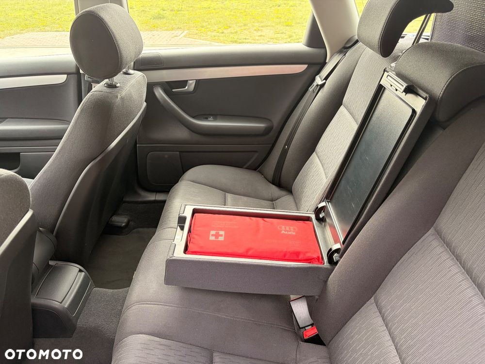 Audi A4 Avant 2.0 TDI DPF - 24