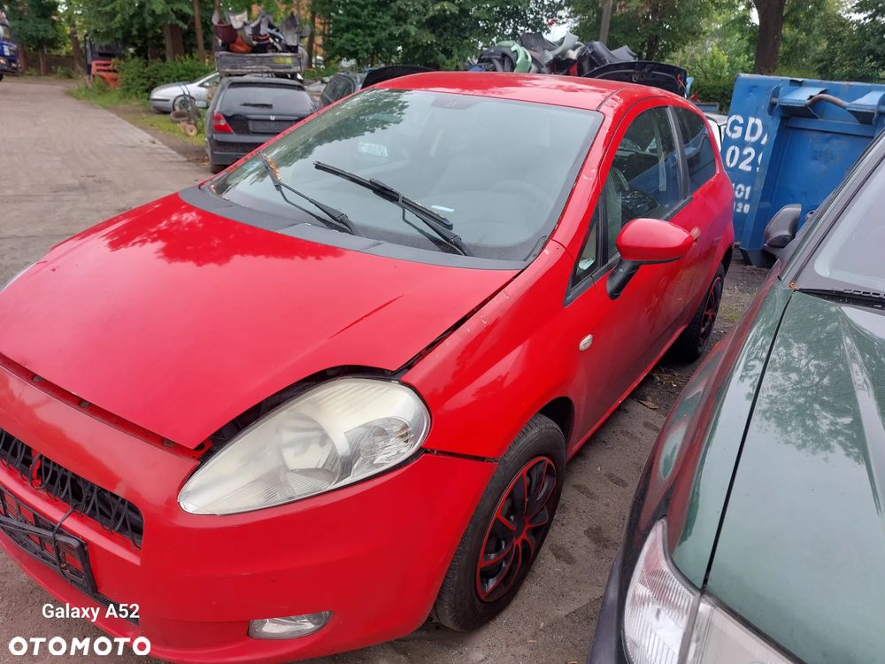 Maska FIAT PUNTO  EVO 1,4B 06R. zderzaki,drzwi,lampy,klapa.... - 2