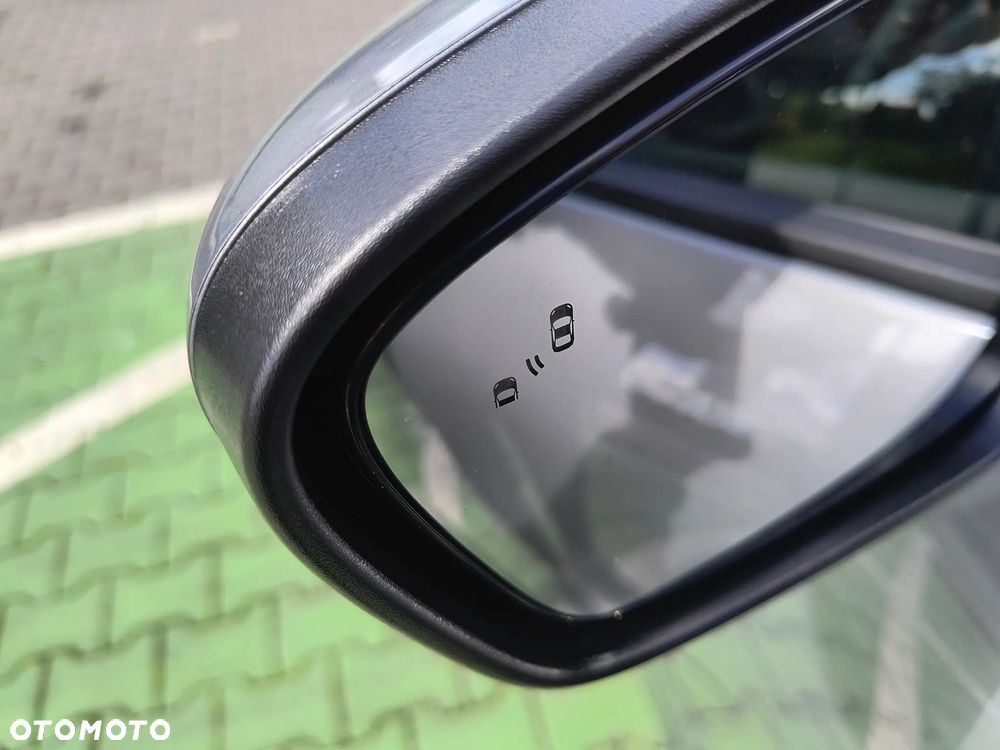 Ford Kuga - 32