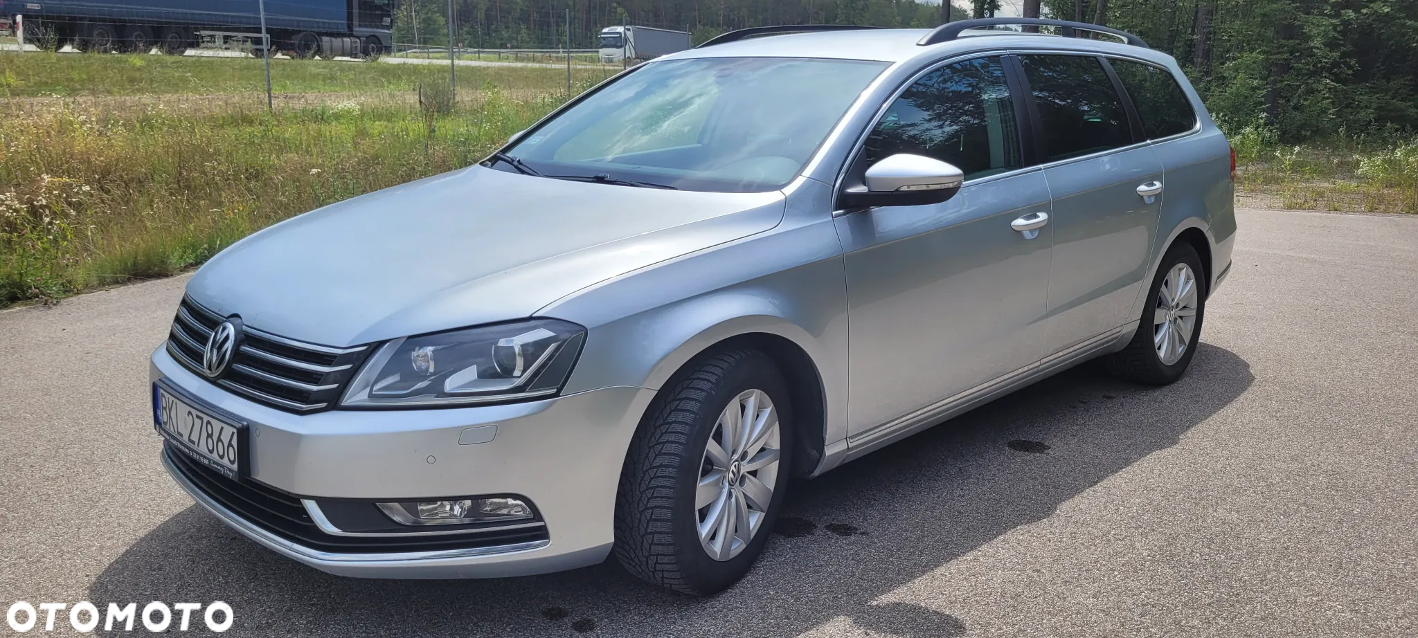 Volkswagen Passat 2.0 TDI Comfortline DSG - 5