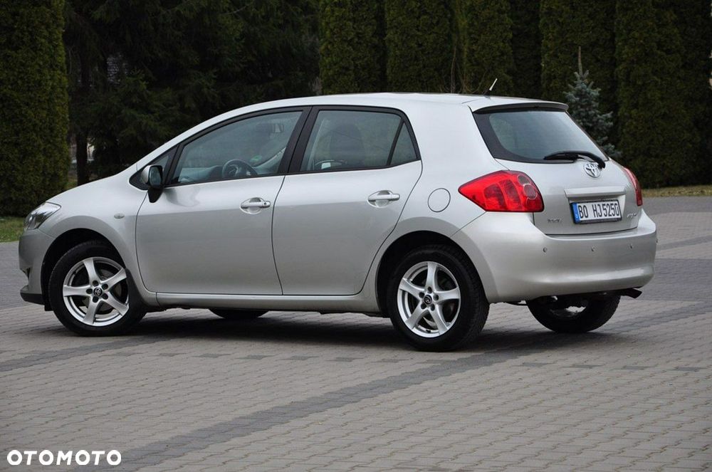 Toyota Auris - 21