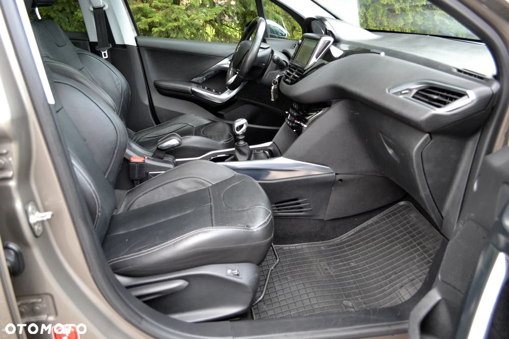 Peugeot 2008 - 23