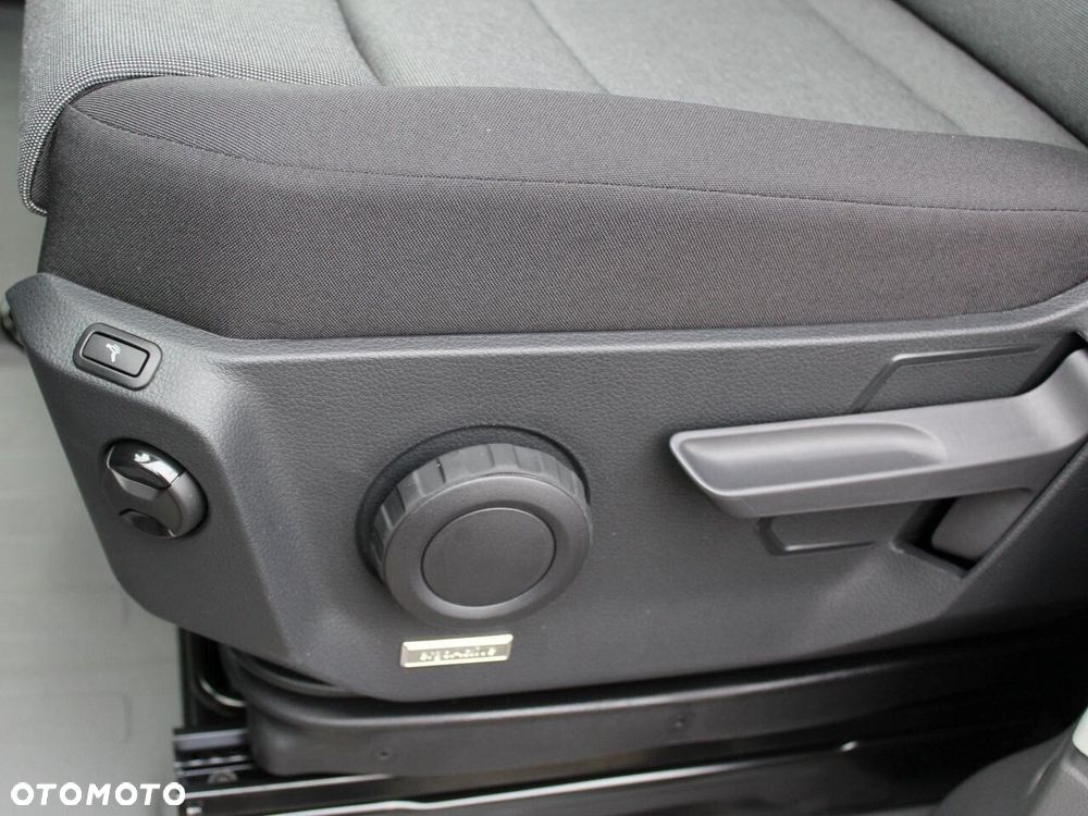 Volkswagen Crafter - 17