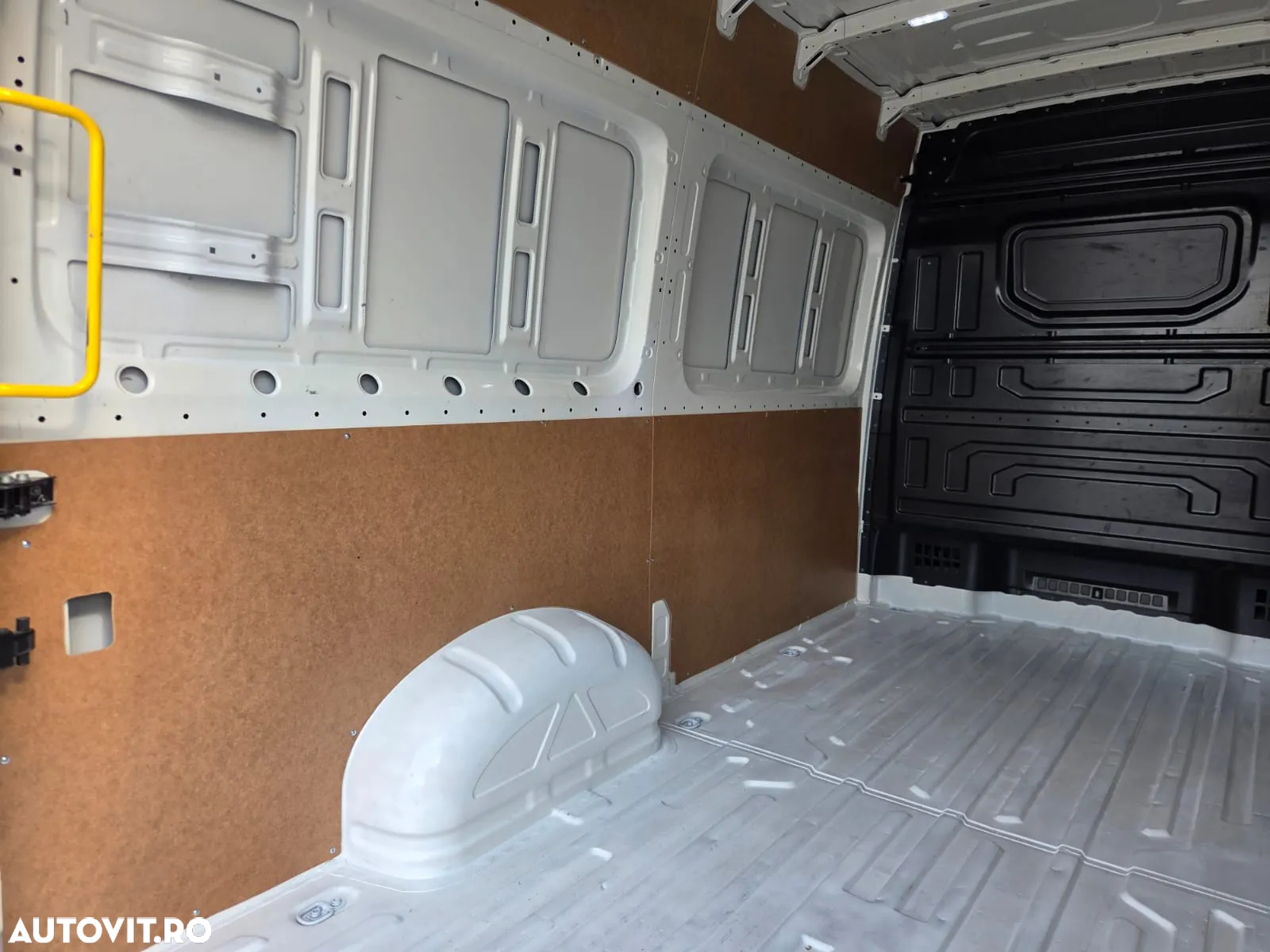Volkswagen New Crafter L3H2 - 11