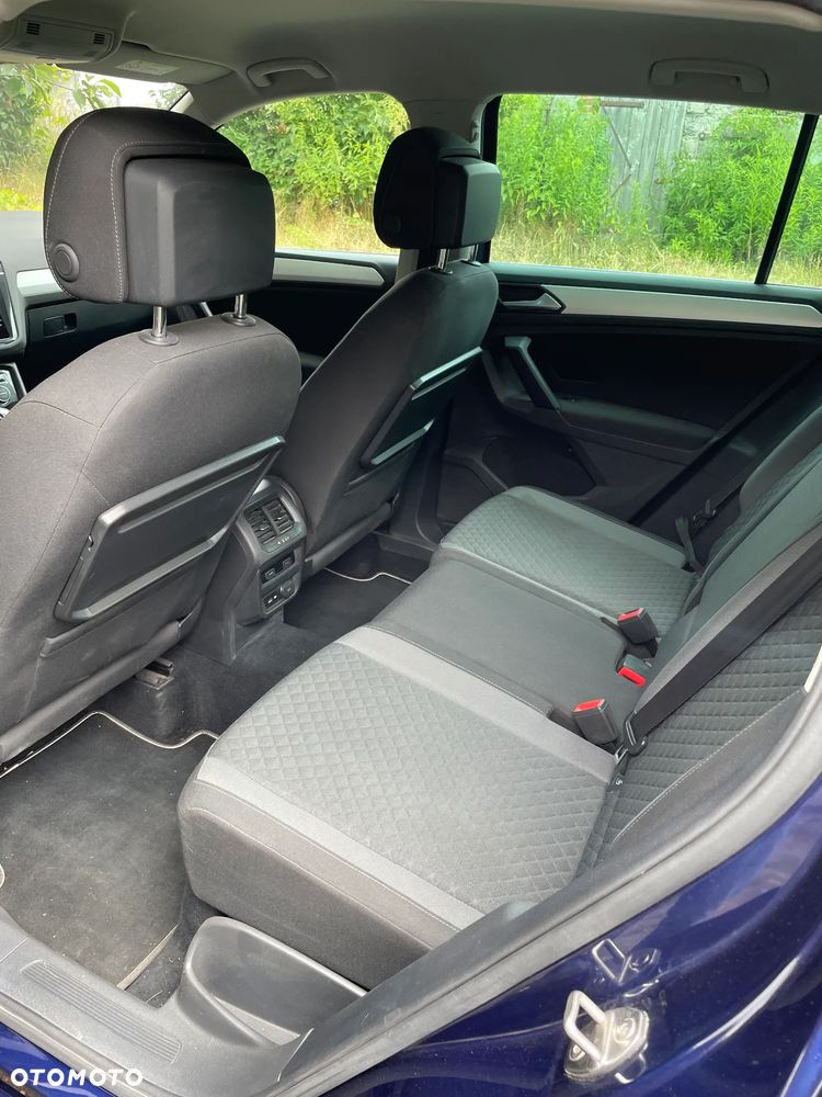 Volkswagen Tiguan - 20