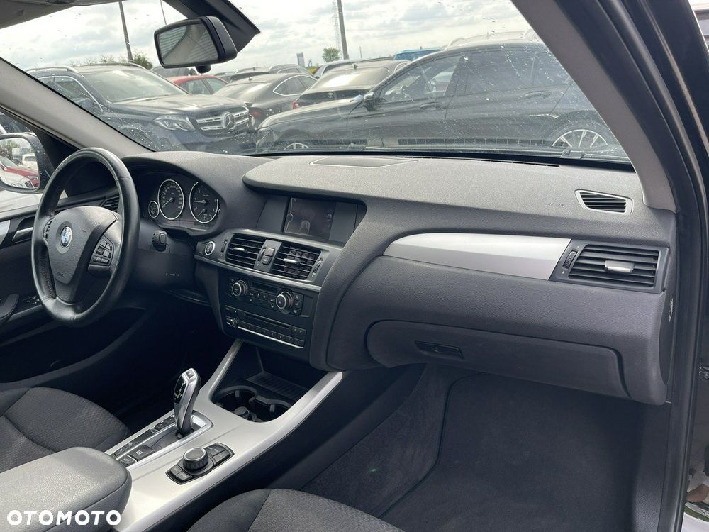BMW X3 xDrive20d - 11
