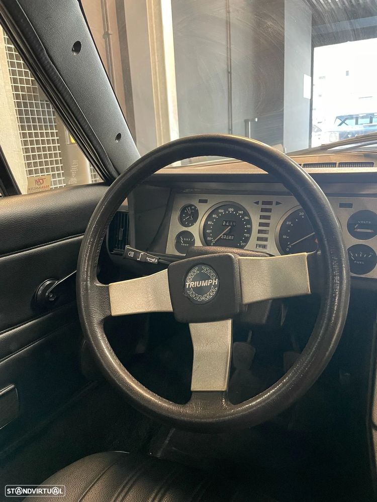 Triumph TR7 - 14