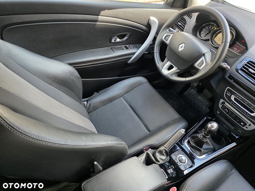 Renault Megane ENERGY TCe 115 Start & Stop Bose Edition - 23