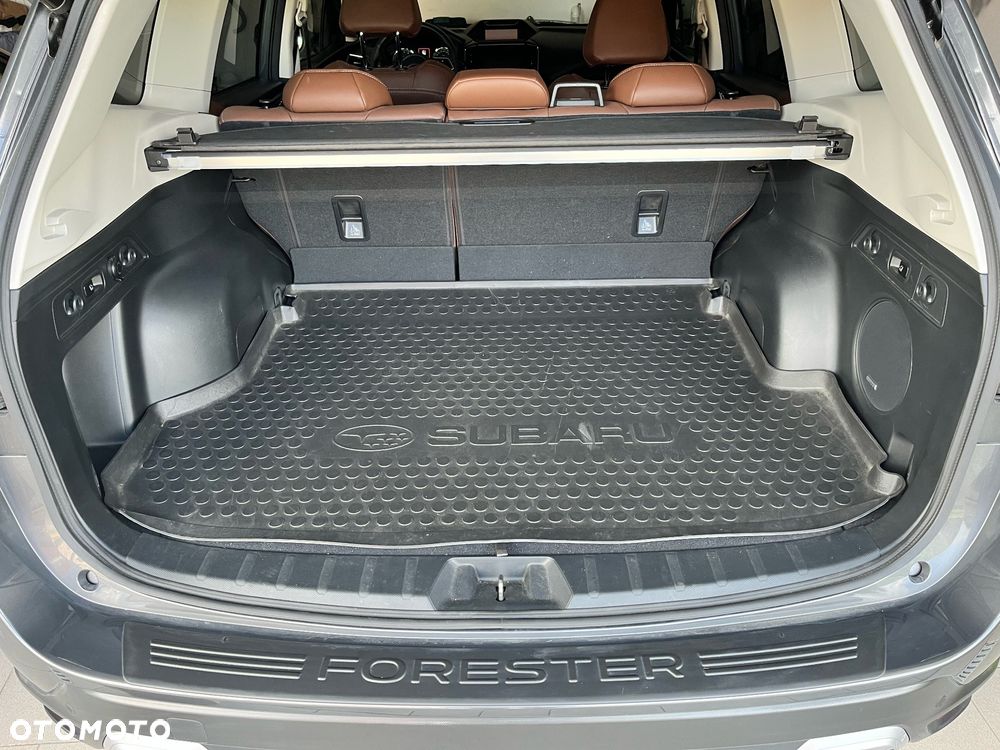 Subaru Forester 2.0i-L Platinum (EyeSight) Lineartronic - 13
