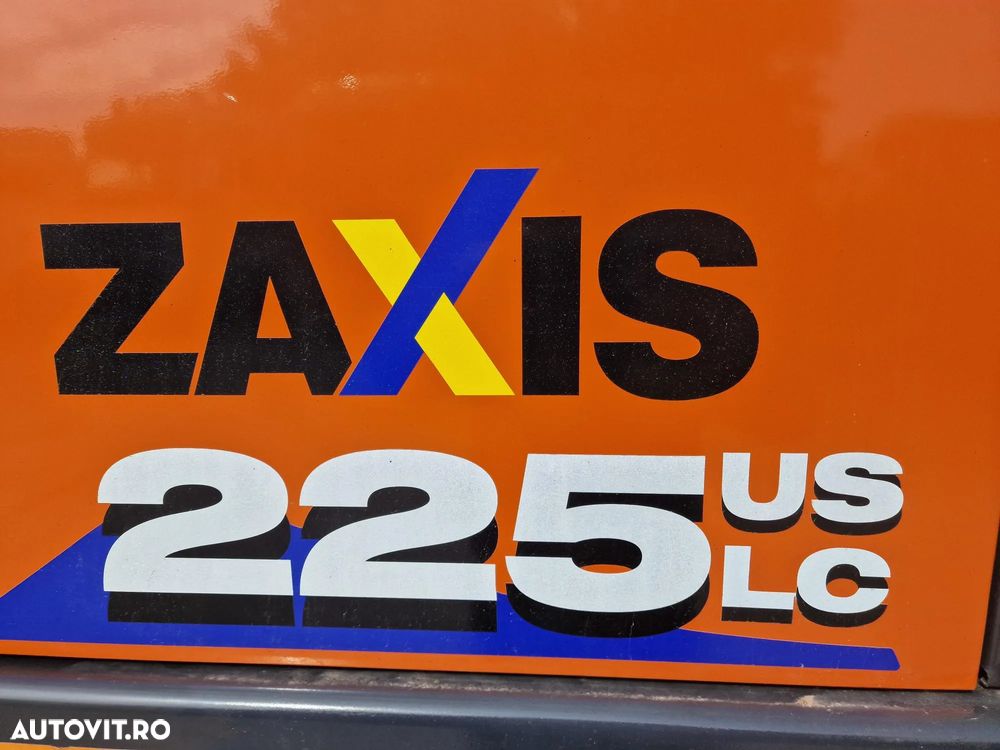 Hitachi ZX225-6, 26,2t, 2021, 2.976h, COMPACT. CUPLA RAPIDA, cupa NOUA, camera spate si laterale, lant 90% ok doar 300h mars, consum mediu 11l/h, ad sapare 7m, motor Isuzu, produs in JAPONIA, revizia efectuata, scaun cu incalzire,CA NOU, PROMOTIE 113.900 EUR - 34