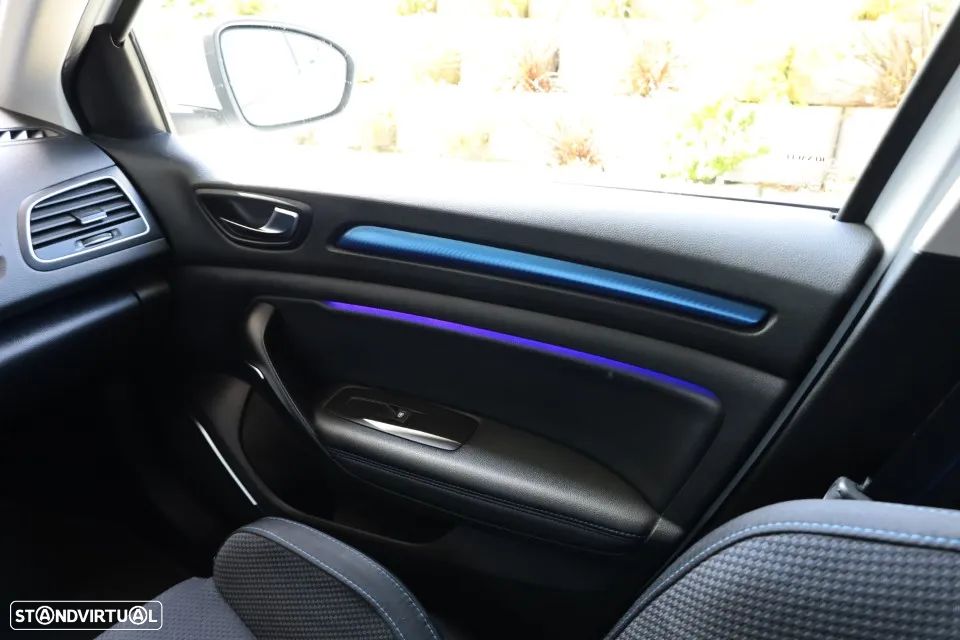 Renault Mégane 1.5 Blue dCi GT Line - 31