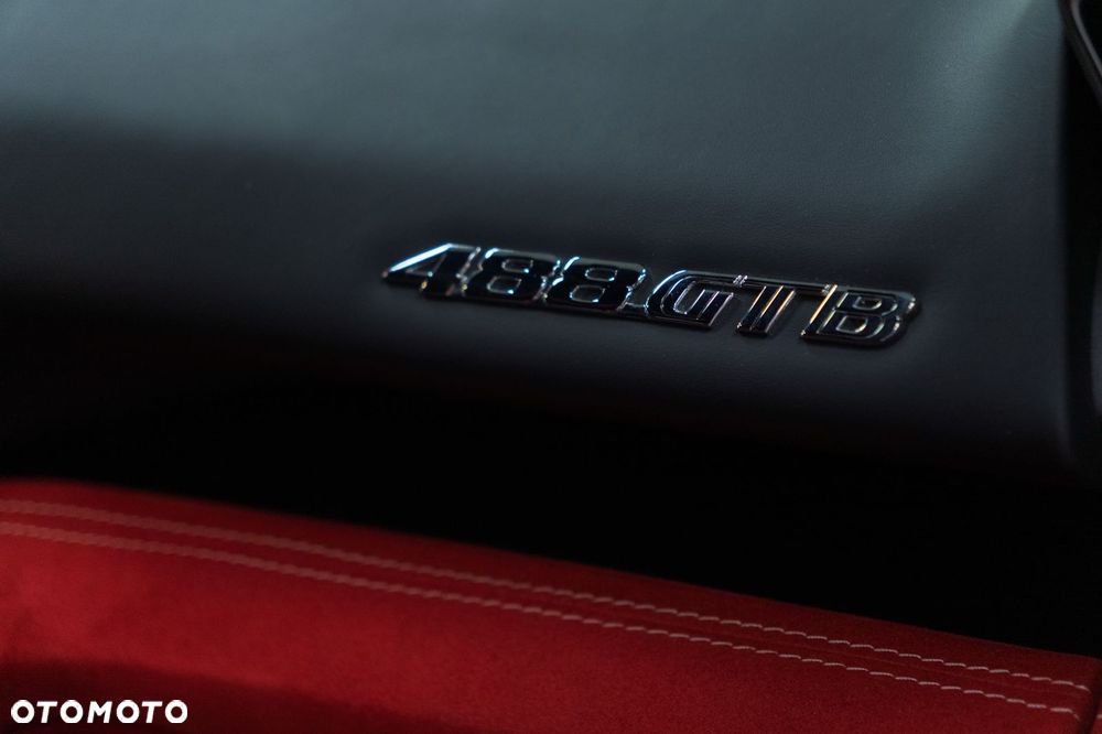 Ferrari 488 - 39