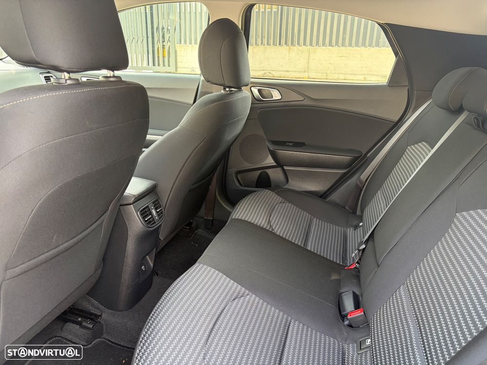 Kia XCeed 1.5 T-GDI Sport - 14