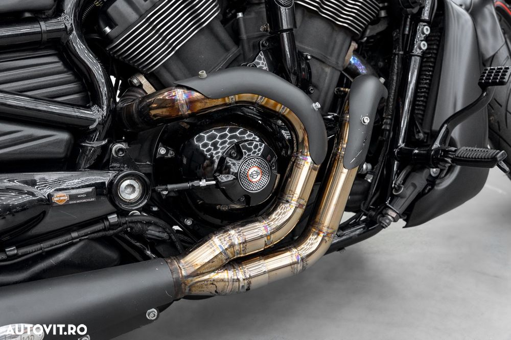Harley-Davidson VRSCD Night Rod - 10