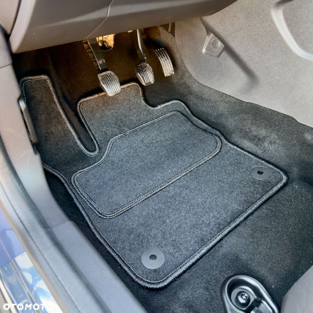 Ford Focus 1.6 Titanium - 10