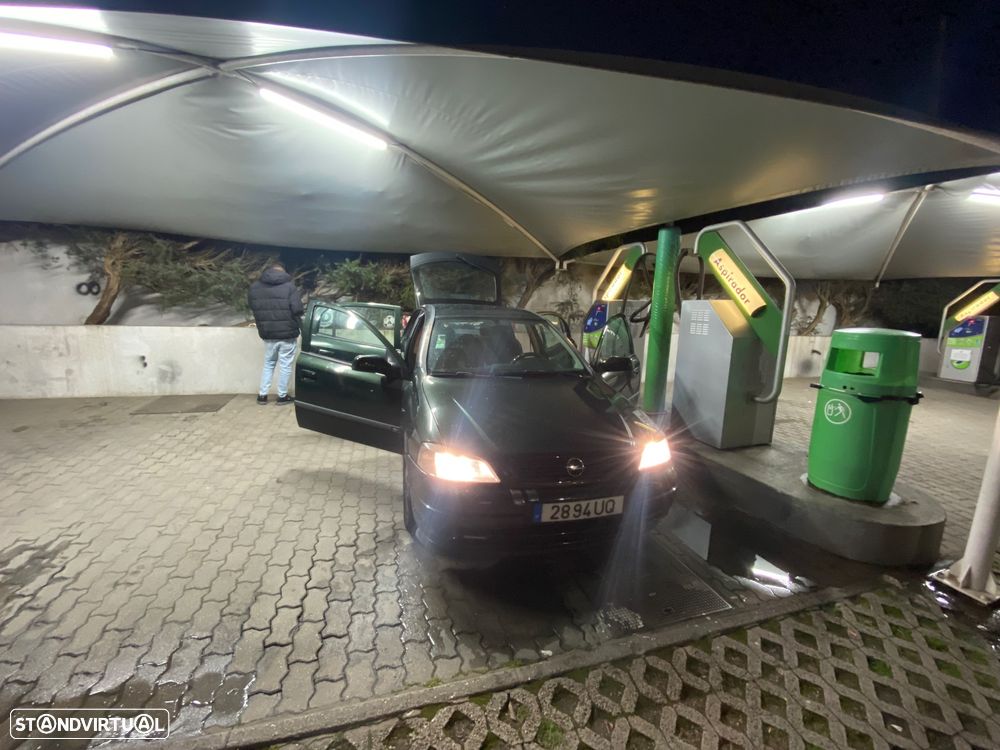 Opel Astra 1.4 Selection - 6