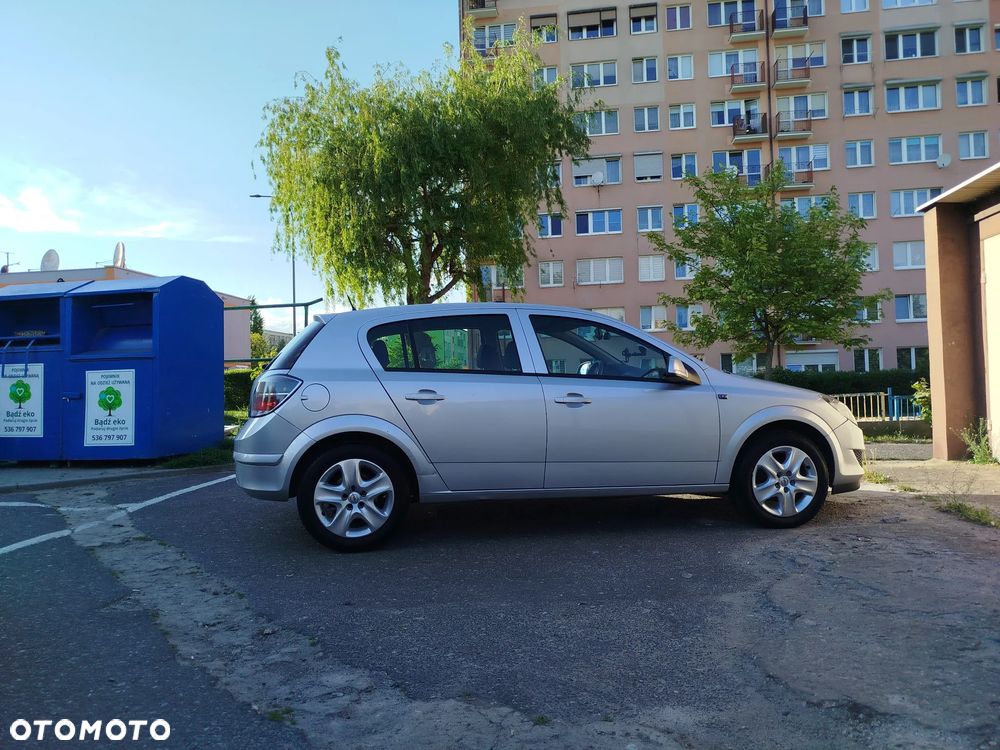 Opel Astra 1.6 Enjoy - 7
