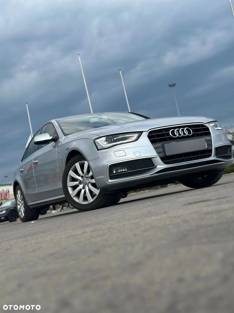 Audi A4 2.0 TFSI Multitronic - 2