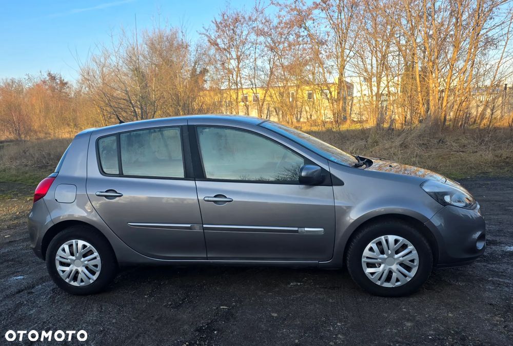 Renault Clio 1.2 16V Ripcurl - 13
