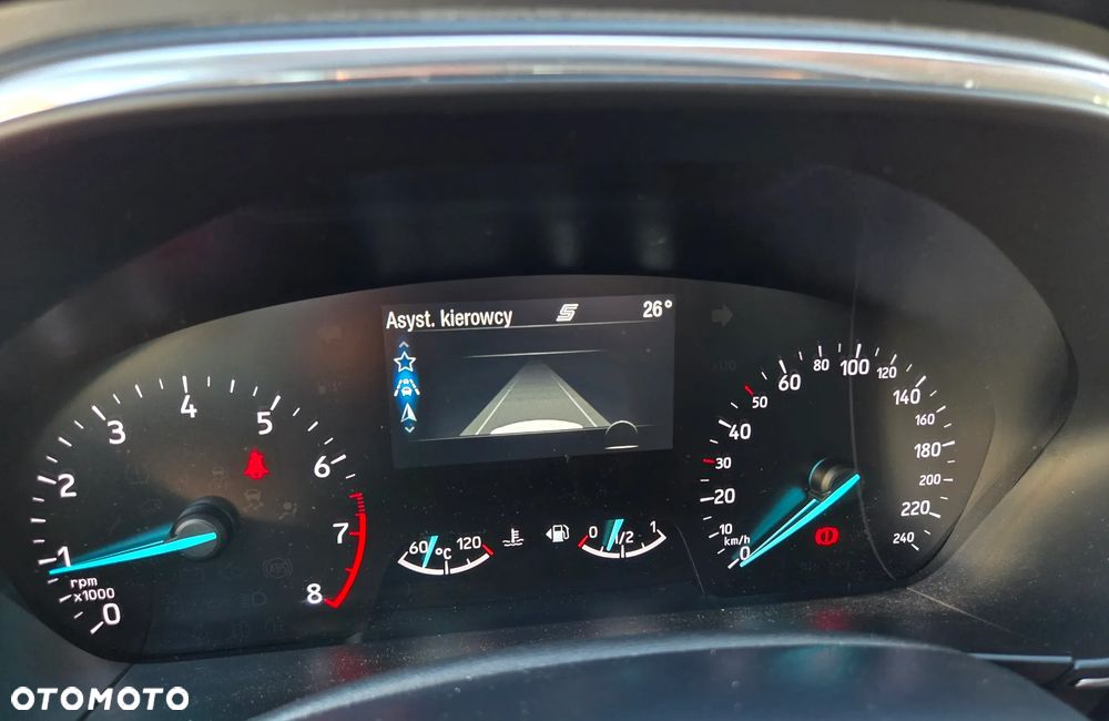 Ford Focus 1.0 EcoBoost Titanium Business - 28