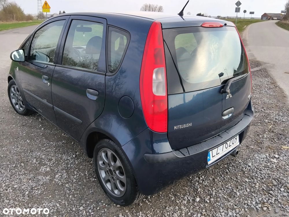 Mitsubishi Colt 1.1 - 5