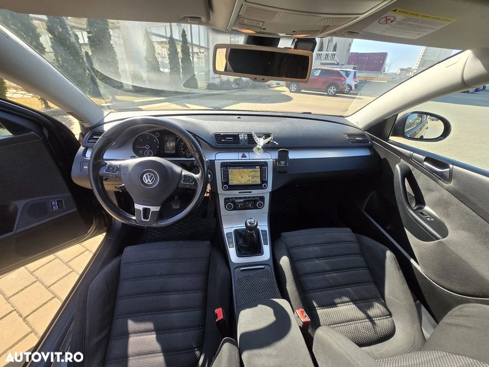 Volkswagen Passat 2.0 TDI DPF 4Motion Sportline - 10