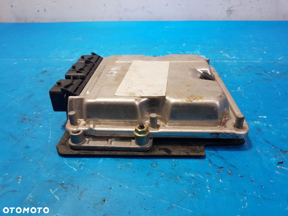 PEUGEOT 307 STEROWNIK SILNIKA 0281012140 --- - 5