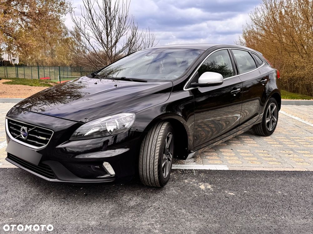 Volvo V40 D2 Drive-E R-Design Momentum - 13