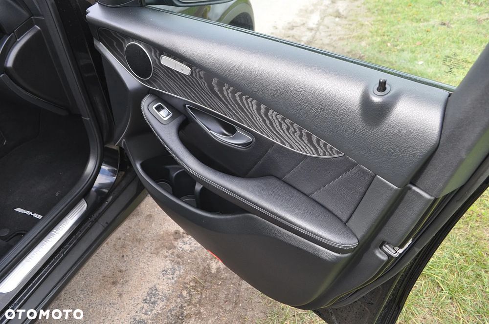 Mercedes-Benz GLC 350 e 4Matic 7G-TRONIC AMG Line - 20