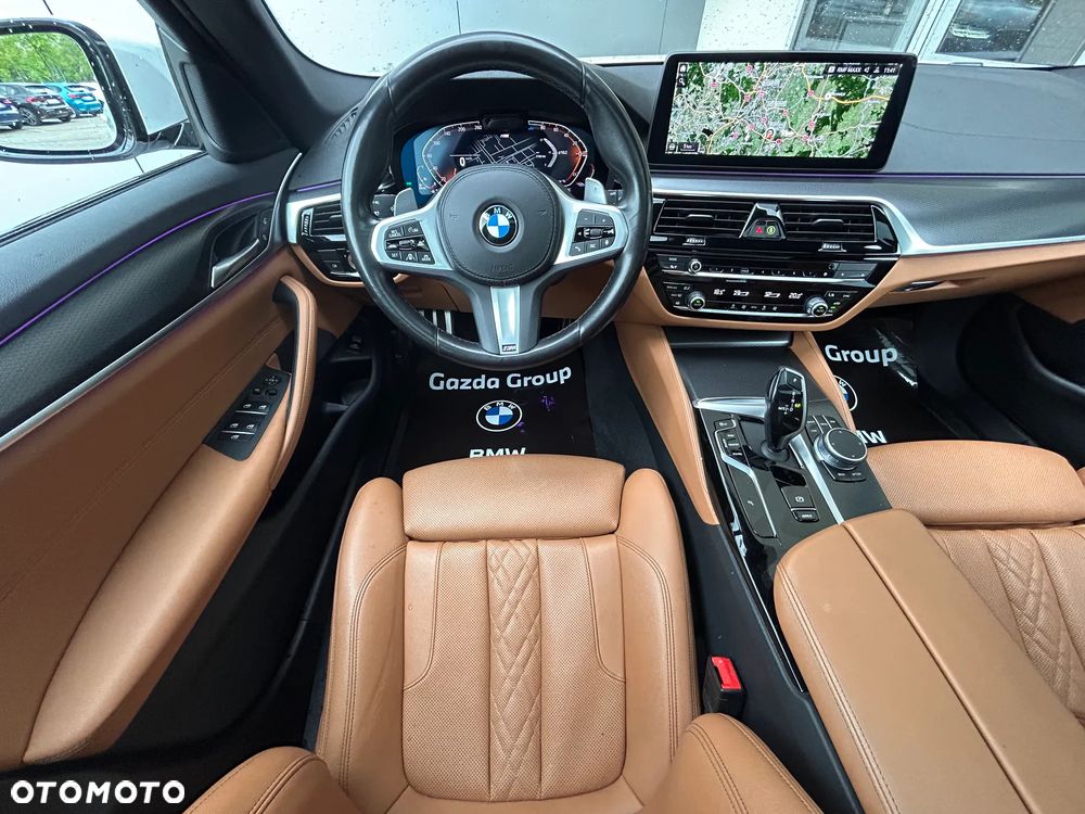 BMW Seria 5 520d xDrive mHEV M Sport sport - 29