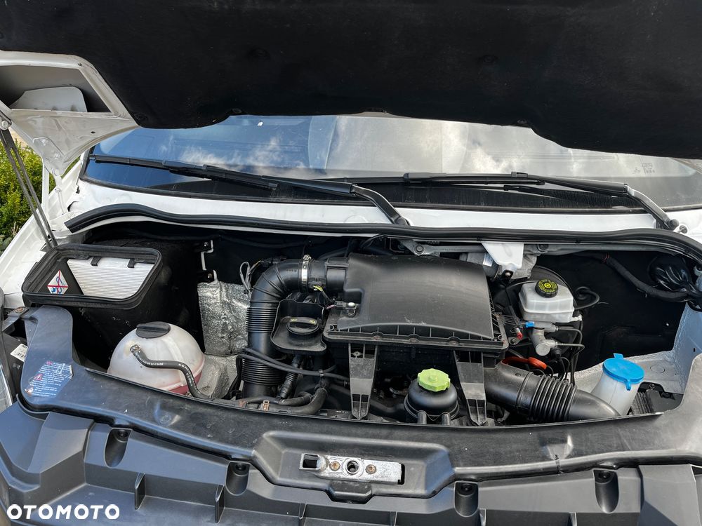 Volkswagen Crafter - 11