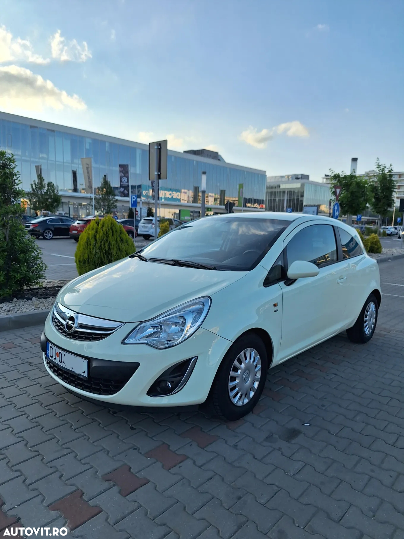 Opel Corsa 1.2 Twinport Van - 2