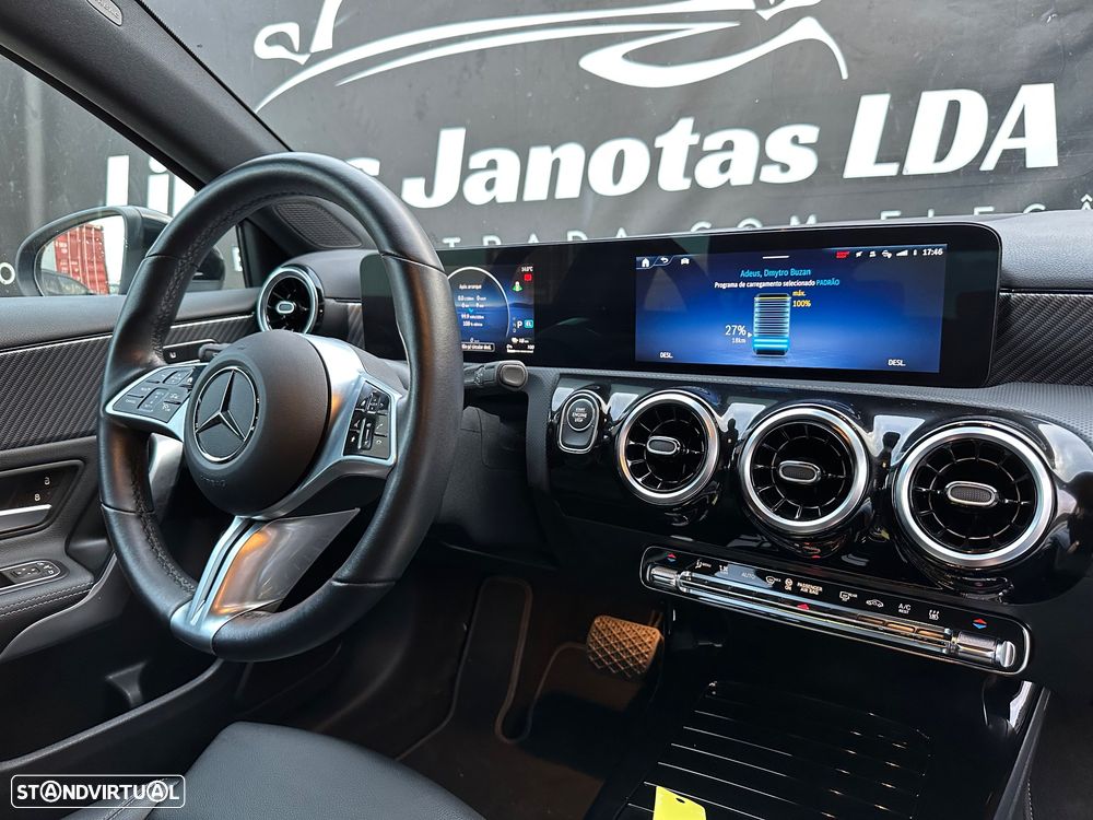 Mercedes-Benz A 250 e 8G-DCT Progressive - 12