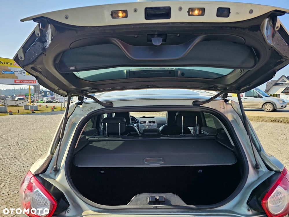 Ford Kuga - 22