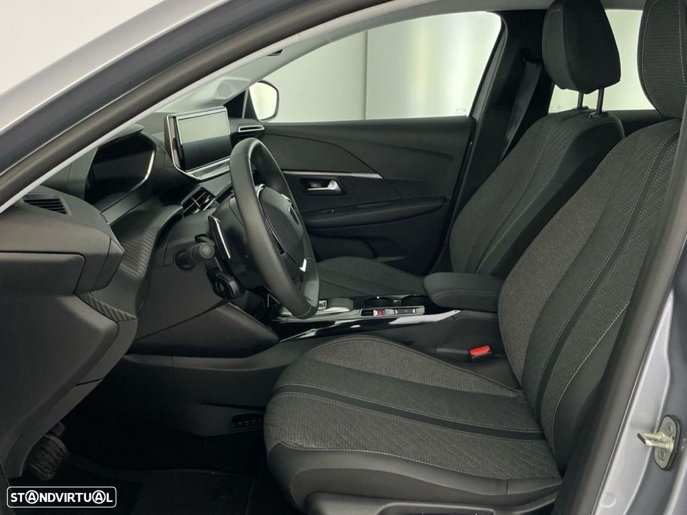 Peugeot 208 1.2 Hybrid Allure e-DCS6 - 11