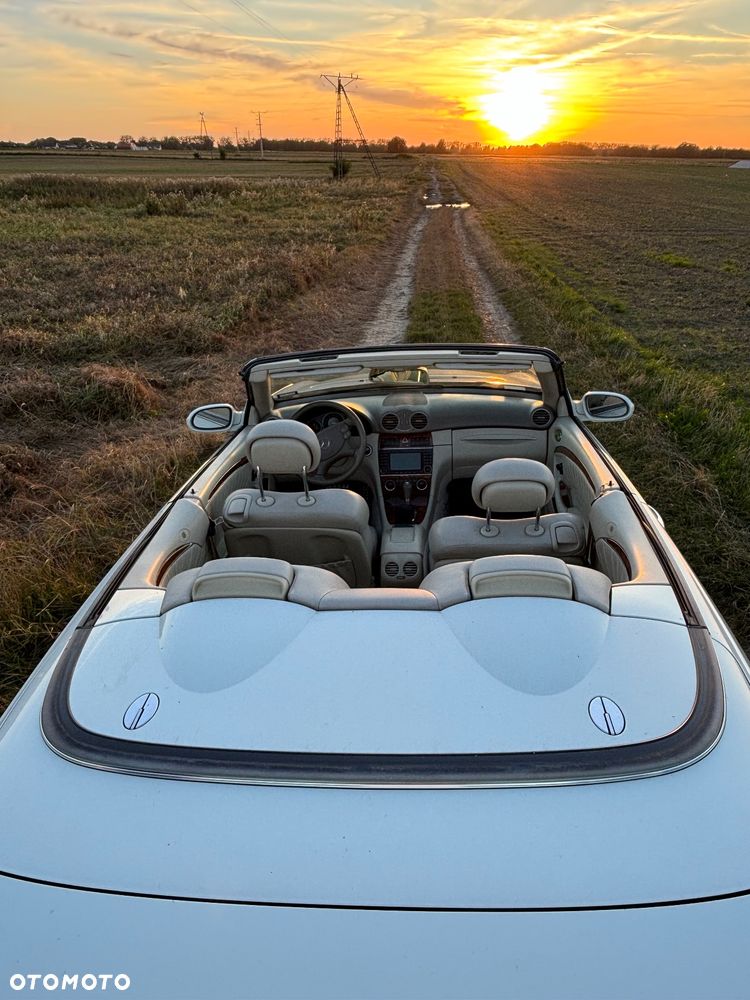 Mercedes-Benz CLK - 9