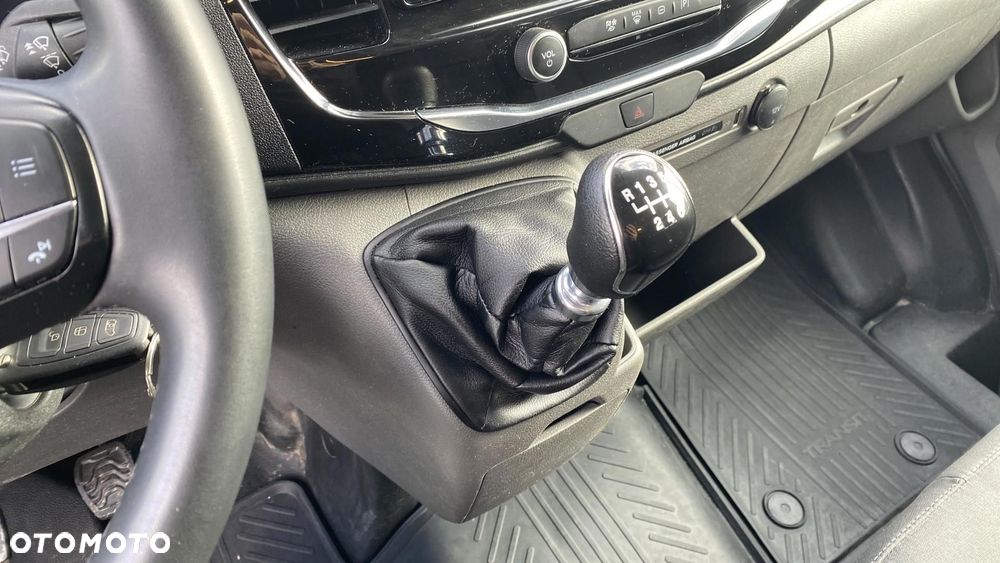 Ford Transit - 19