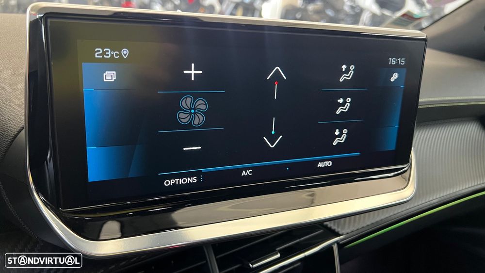 Peugeot 2008 1.2 PureTech GT Line EAT8 - 16