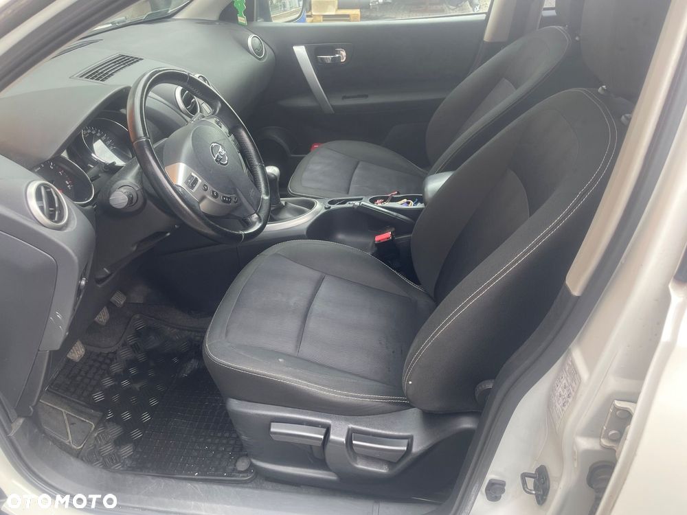 Nissan Qashqai - 7