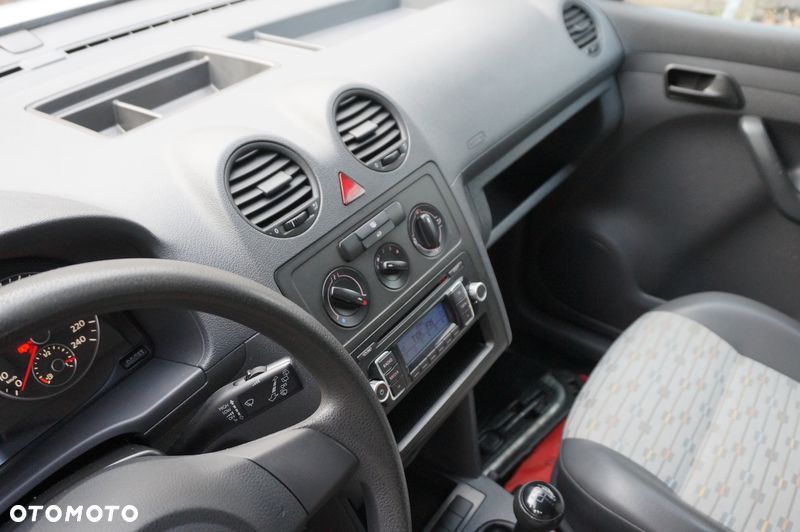 Volkswagen CADDY L1 1.6 TDI 102KM Boczne drzwi przesuwne, Tylne drzwi skrzydłowe, Homologacja cięż. VAT1, Duża ładowność 741kg, na resorach! (nie sprężyny!)  Hak 1500kg Opony Zimowe - 19