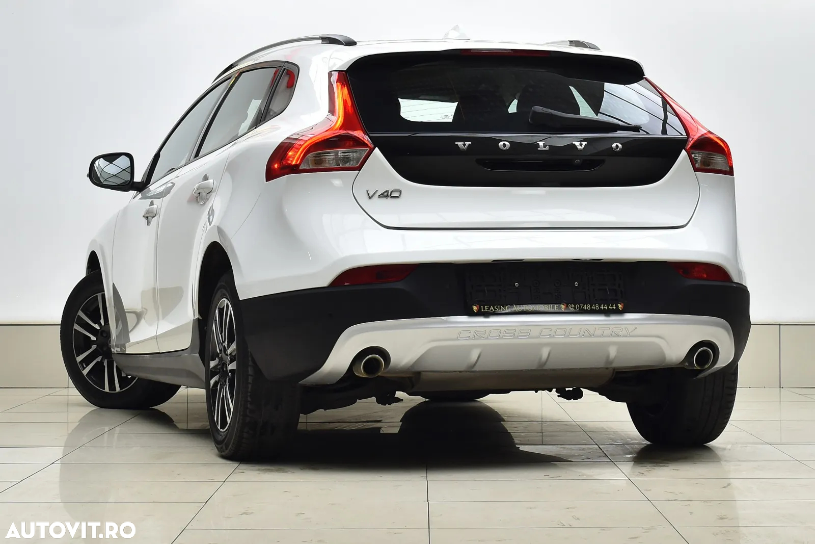 Volvo V40 Cross Country D2 Geartronic Momentum - 6